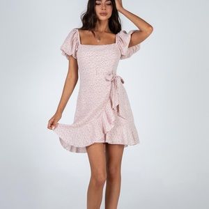 Floral wrap dress NWT (Annie mini dress pink)